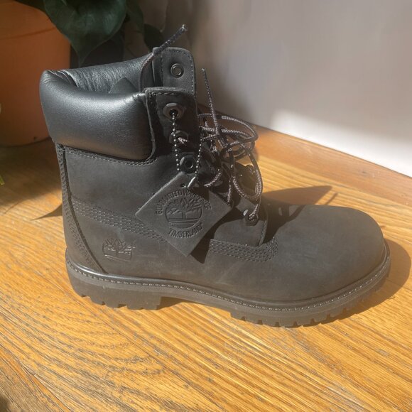 Timberland Premium 6-Inch Waterproof Boots in Black Nubuck Size 6 - Picture 6 of 9